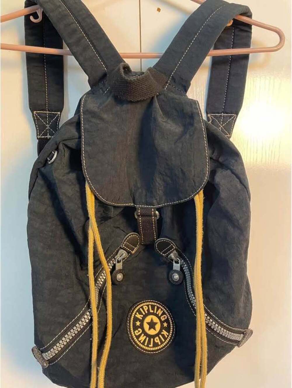 Vintage Kipling Nylon Drawstring Backpack - Picture 2 of 4
